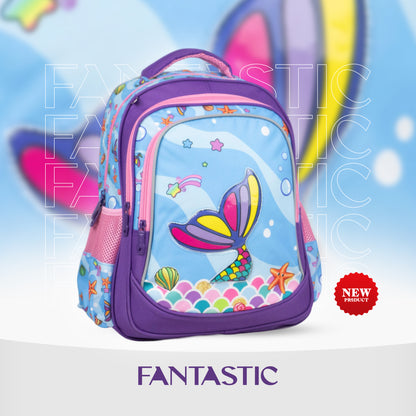 XT081 ياً مع حقيبة الظهر المدرسية فانتاستيك! تتميز هذه الحقيبة بتصميم ساحر يجمع بين حصان البحر واليونيكورن مع لمسات قوس قزح براقة بألوان الأزرق